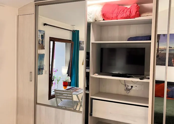 Δωμάτια σε οικογενειακή κατοικία Cozy Spacieuse, Intra-muros, Clim, Parking *